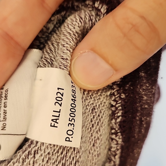 Carhartt purple marle kangaroo pocket hoodie thumb holes size XS - Picture 5 of 7